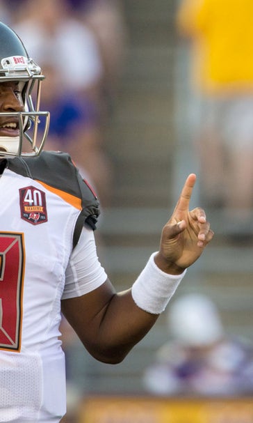 Bucs' Winston looks like rookie in his NFL preseason debut